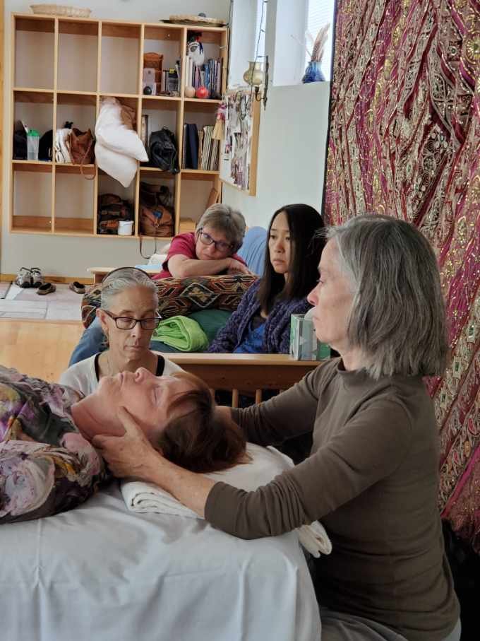 Heidi Wilson giving craniosacral bodywork